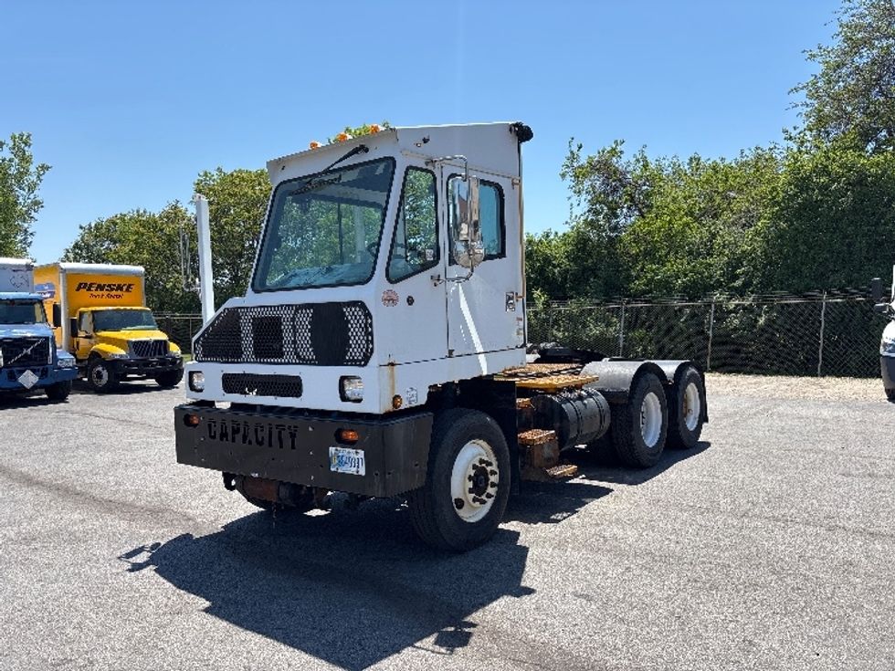 Yard Truck-Heavy Duty Tractors-Capacity Of Texas-2018-TJ6500-Middlefield-OH-98,410\n\t\tmiles-$ 80,000 - Image 3