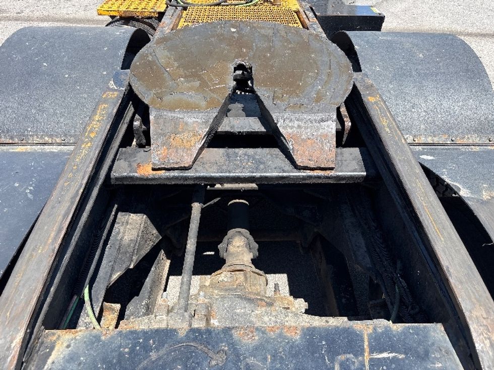 Yard Truck-Heavy Duty Tractors-Capacity Of Texas-2018-TJ6500-Middlefield-OH-98,410\n\t\tmiles-$ 80,000 - Image 6
