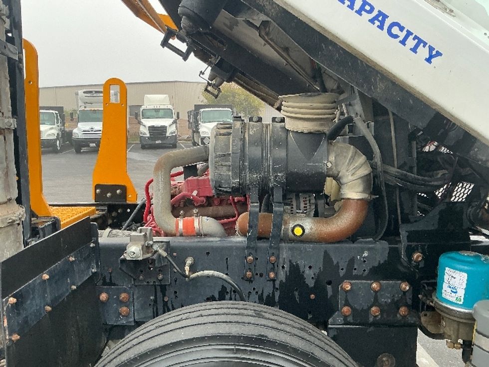 Yard Truck-Heavy Duty Tractors-Capacity Of Texas-2019-SABRE5-Ceres-CA-11,268\n\t\tmiles-$ 71,750 - Image 14