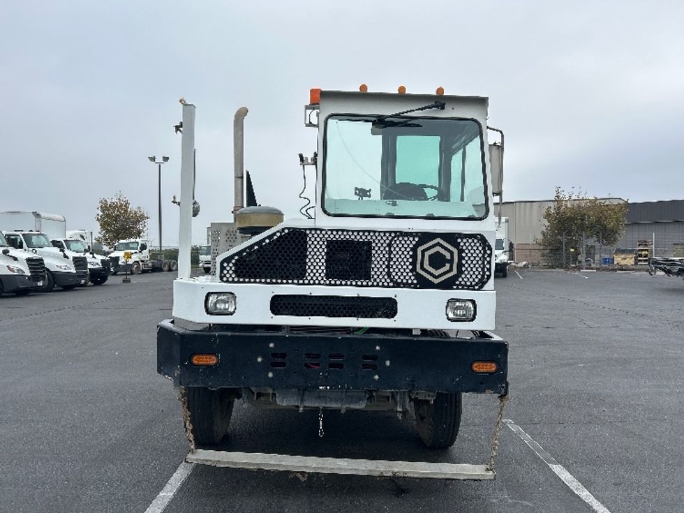 Yard Truck-Heavy Duty Tractors-Capacity Of Texas-2019-SABRE5-Ceres-CA-11,268\n\t\tmiles-$ 71,750 - Image 2