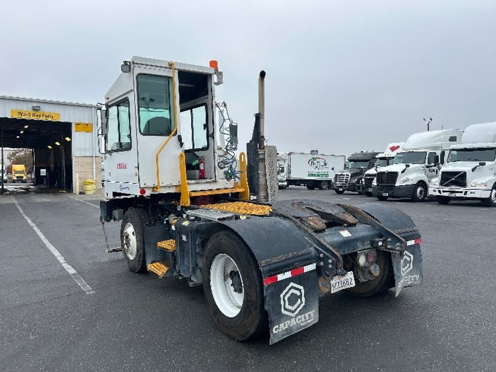 Yard Truck-Heavy Duty Tractors-Capacity Of Texas-2019-SABRE5-Ceres-CA-11,268\n\t\tmiles-$ 71,750 - Image 5