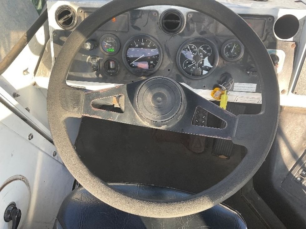 Yard Truck-Heavy Duty Tractors-Capacity Of Texas-2019-SABRE5-Kansas City-MO-13,470\n\t\tmiles-$ 69,000 - Image 9