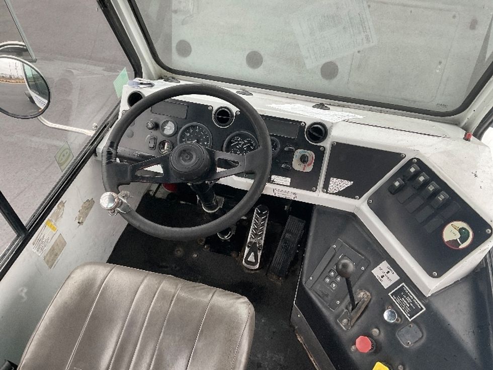 Yard Truck-Heavy Duty Tractors-Capacity Of Texas-2019-SABRE5-Macon-GA-19,518\n\t\tmiles-$ 62,750 - Image 10