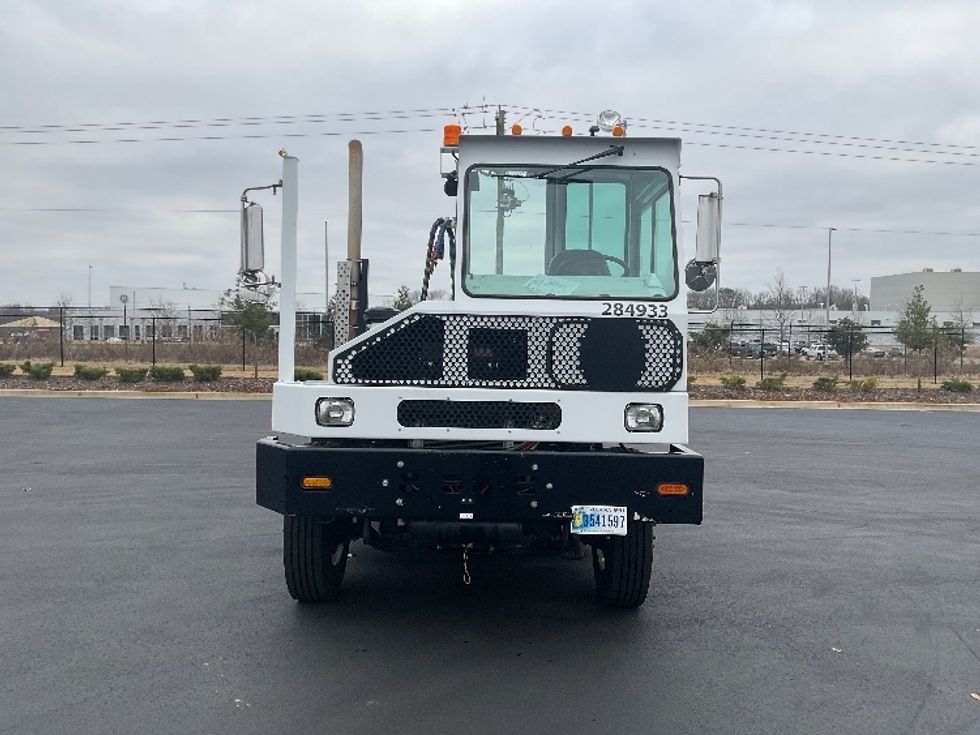 Yard Truck-Heavy Duty Tractors-Capacity Of Texas-2019-SABRE5-Macon-GA-19,518\n\t\tmiles-$ 62,750 - Image 2