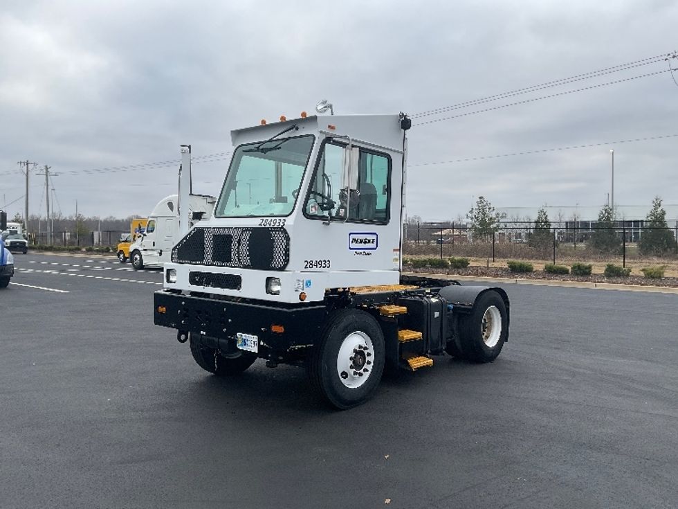 Yard Truck-Heavy Duty Tractors-Capacity Of Texas-2019-SABRE5-Macon-GA-19,518\n\t\tmiles-$ 62,750 - Image 3