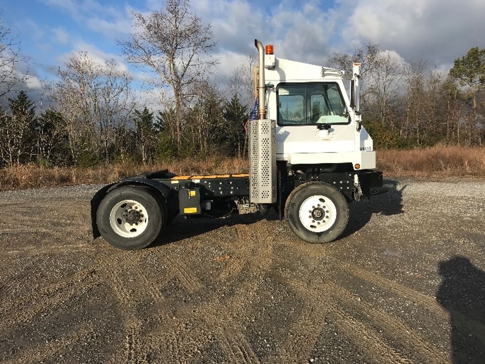 Yard Truck-Heavy Duty Tractors-Capacity Of Texas-2019-SABRE5-Morristown-TN-23,258\n\t\tmiles-$ 68,750 - Image 8
