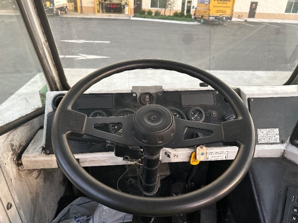 Yard Truck-Heavy Duty Tractors-Capacity Of Texas-2019-SABRE5-Orlando-FL-122,761\n\t\tmiles-$ 66,500 - Image 11