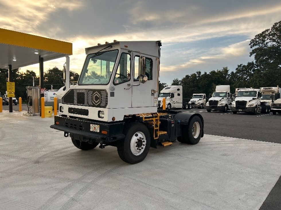 Yard Truck-Heavy Duty Tractors-Capacity Of Texas-2019-SABRE5-Orlando-FL-122,761\n\t\tmiles-$ 66,500 - Image 3