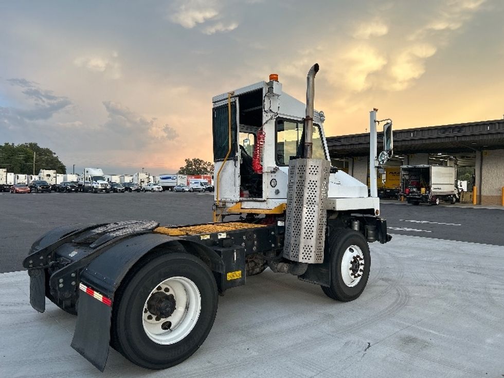 Yard Truck-Heavy Duty Tractors-Capacity Of Texas-2019-SABRE5-Orlando-FL-122,761\n\t\tmiles-$ 66,500 - Image 7