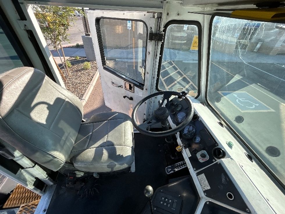 Yard Truck-Heavy Duty Tractors-Capacity Of Texas-2019-SABRE5-Phoenix-AZ-39,412\n\t\tmiles-$ 66,000 - Image 14