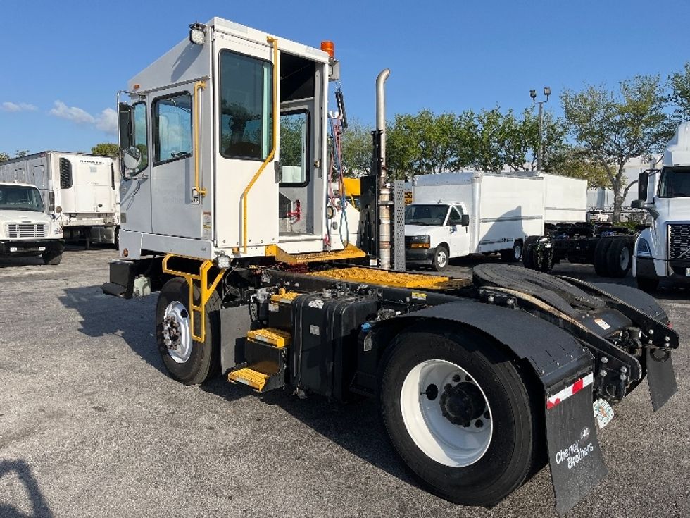 Yard Truck-Heavy Duty Tractors-Capacity Of Texas-2019-SABRE5-Riviera Beach-FL-38,249\n\t\tmiles-$ 64,500 - Image 5