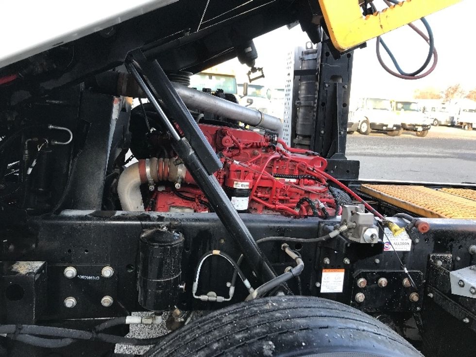 Yard Truck-Heavy Duty Tractors-Capacity Of Texas-2019-SABRE5-West Sacramento-CA-34,169\n\t\tmiles-$ 72,500 - Image 16