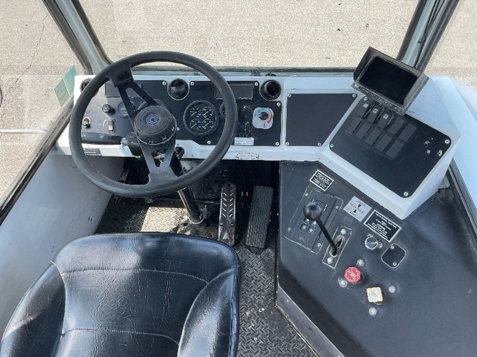 Yard Truck-Heavy Duty Tractors-Capacity Of Texas-2019-TJ5000-Indianapolis-IN-55,943\n\t\tmiles-$ 67,500 - Image 10