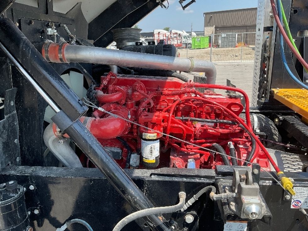 Yard Truck-Heavy Duty Tractors-Capacity Of Texas-2019-TJ5000-Indianapolis-IN-55,943\n\t\tmiles-$ 67,500 - Image 15