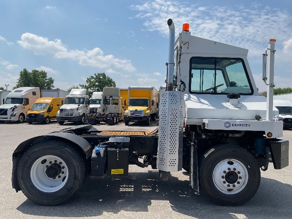 Yard Truck-Heavy Duty Tractors-Capacity Of Texas-2019-TJ5000-Indianapolis-IN-55,943\n\t\tmiles-$ 67,500 - Image 8