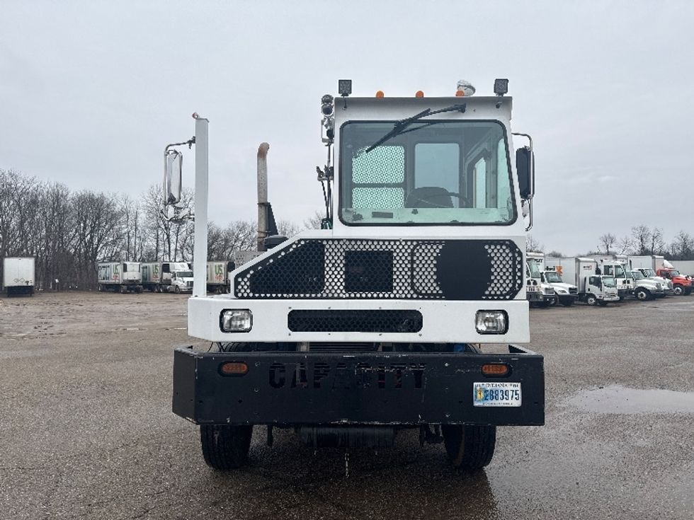 Yard Truck-Heavy Duty Tractors-Capacity Of Texas-2019-TJ5000-Kentwood-MI-9,223\n\t\tmiles-$ 60,500 - Image 2