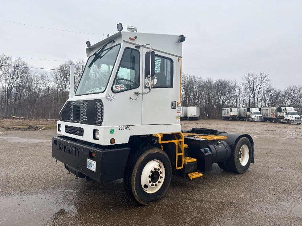 Yard Truck-Heavy Duty Tractors-Capacity Of Texas-2019-TJ5000-Kentwood-MI-9,223\n\t\tmiles-$ 60,500 - Image 3