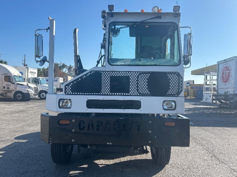 Yard Truck-Heavy Duty Tractors-Capacity Of Texas-2019-TJ5000-Orlando-FL-20,764\n\t\tmiles-$ 68,750 - Image 2