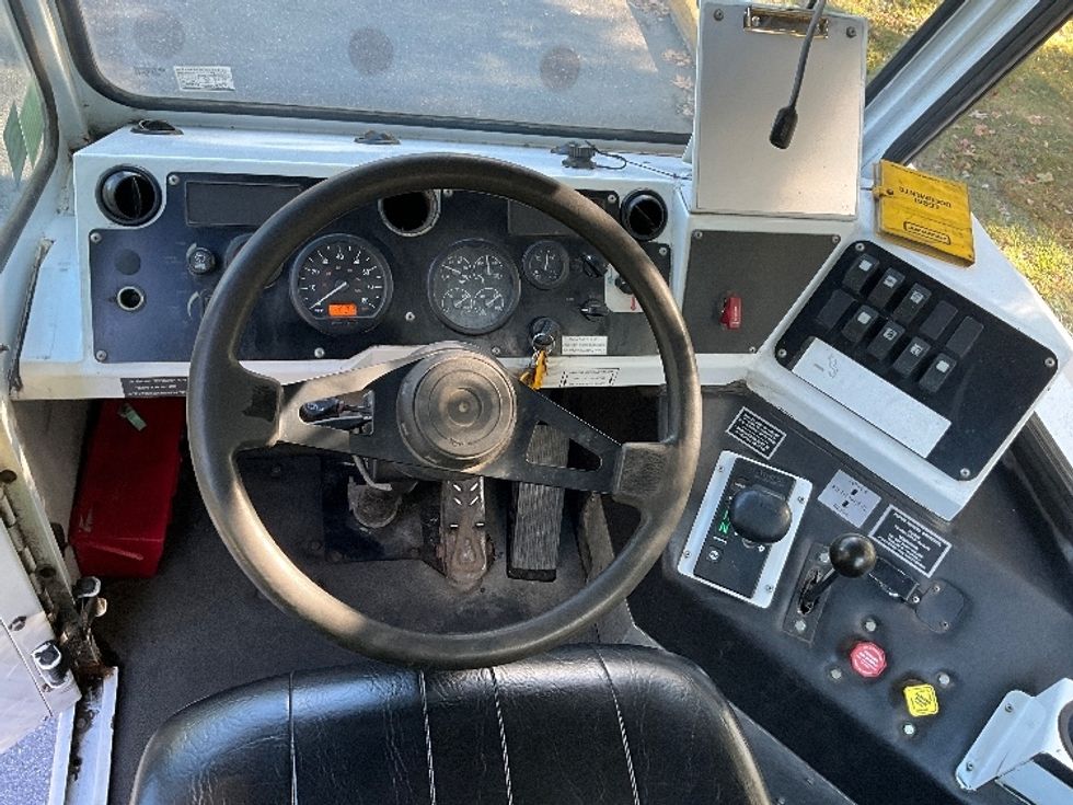 Yard Truck-Heavy Duty Tractors-Capacity Of Texas-2019-TJ5000-Reading-PA-15,920\n\t\tmiles-$ 62,000 - Image 11