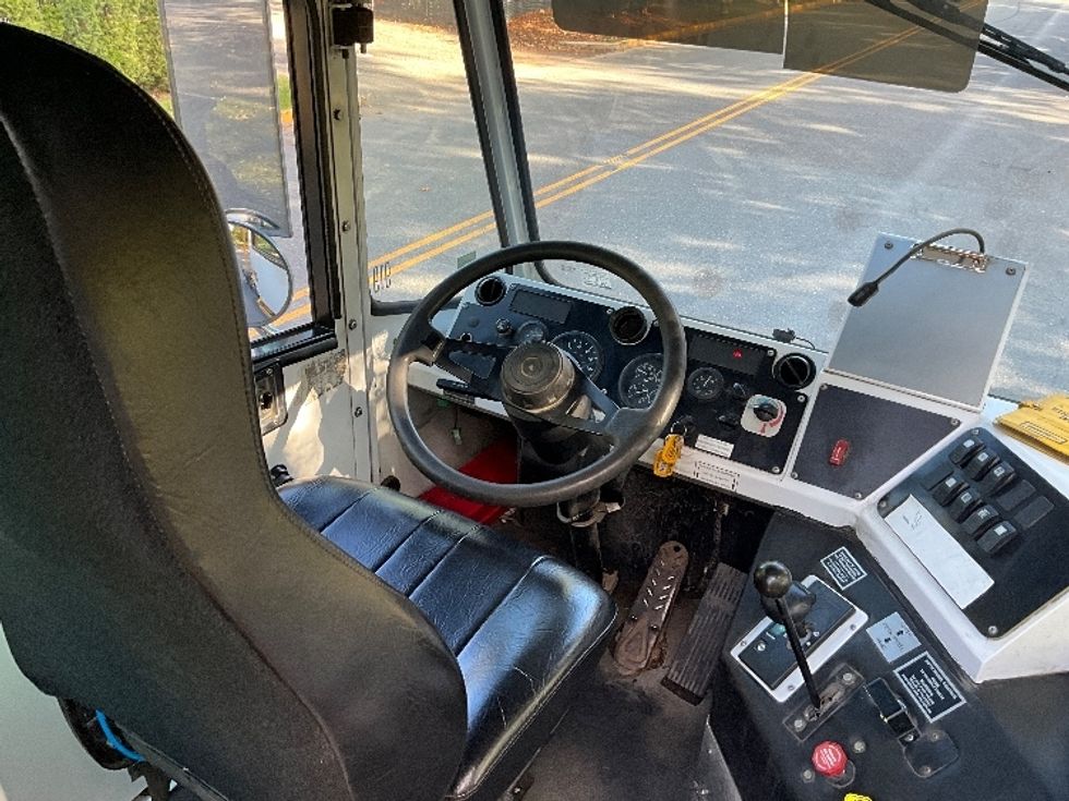 Yard Truck-Heavy Duty Tractors-Capacity Of Texas-2019-TJ5000-Reading-PA-15,920\n\t\tmiles-$ 62,000 - Image 14