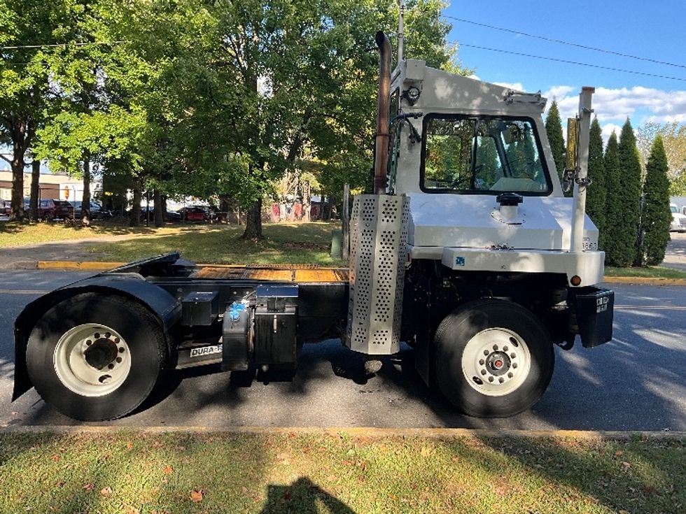 Yard Truck-Heavy Duty Tractors-Capacity Of Texas-2019-TJ5000-Reading-PA-15,920\n\t\tmiles-$ 62,000 - Image 8