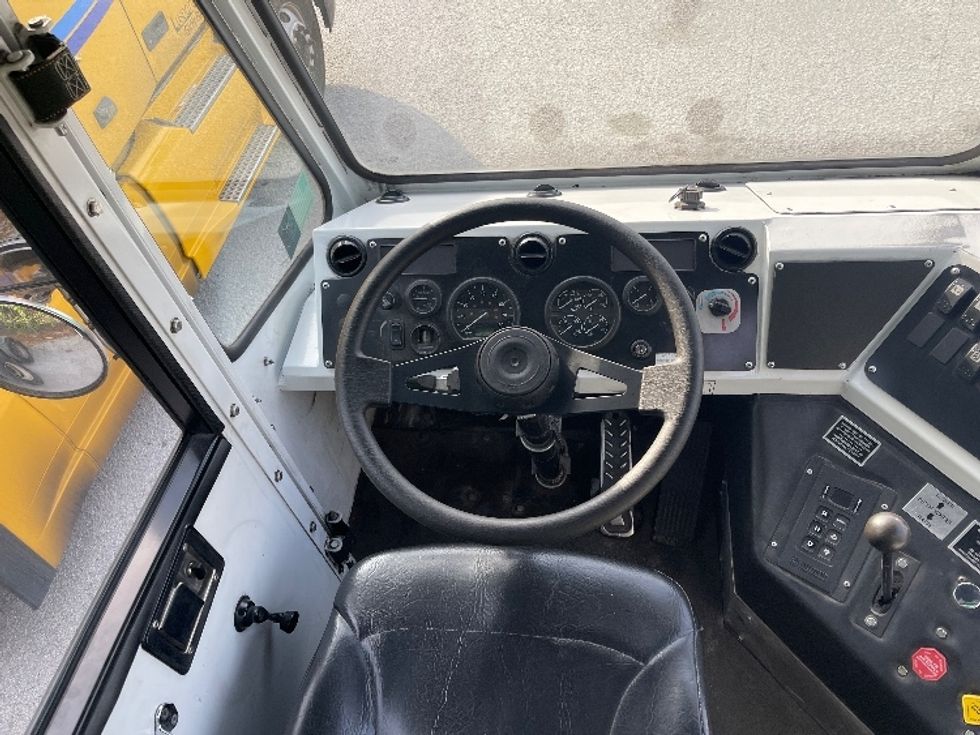 Yard Truck-Heavy Duty Tractors-Capacity Of Texas-2020-SABRE5-Tampa-FL-23,529\n\t\tmiles-$ 78,500 - Image 14