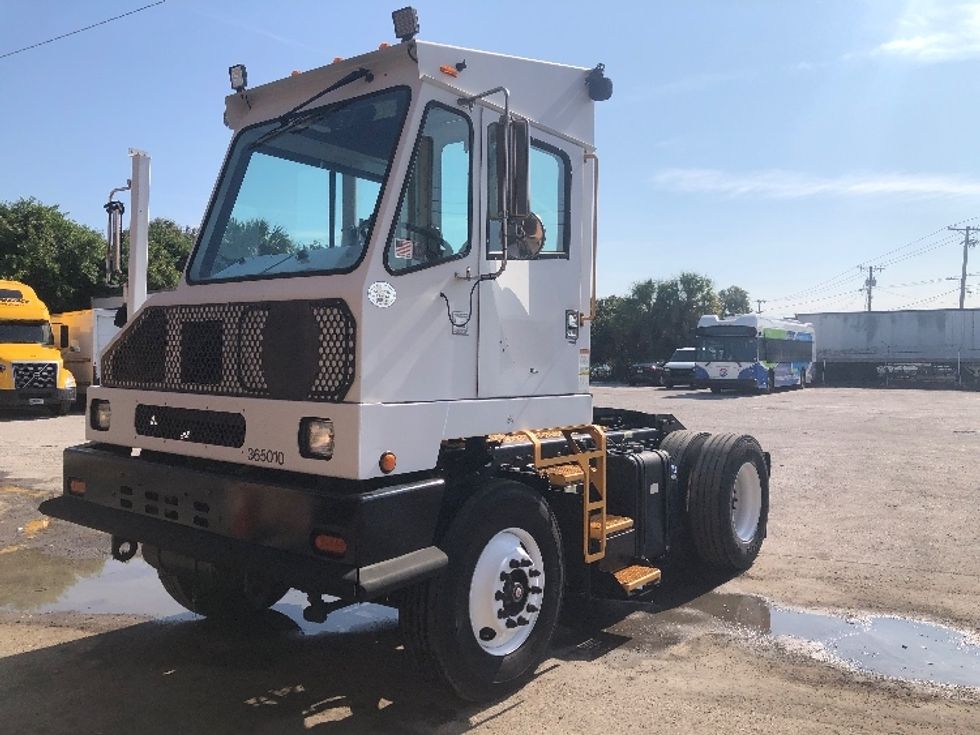 Yard Truck-Heavy Duty Tractors-Capacity Of Texas-2020-SABRE5-Tampa-FL-23,529\n\t\tmiles-$ 78,500 - Image 3