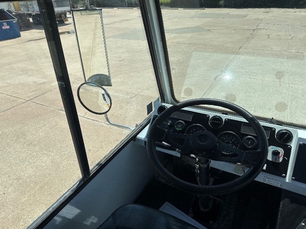 Yard Truck-Heavy Duty Tractors-Capacity Of Texas-2020-TJ5000-Enid-OK-2,320\n\t\tmiles-$ 64,500 - Image 10
