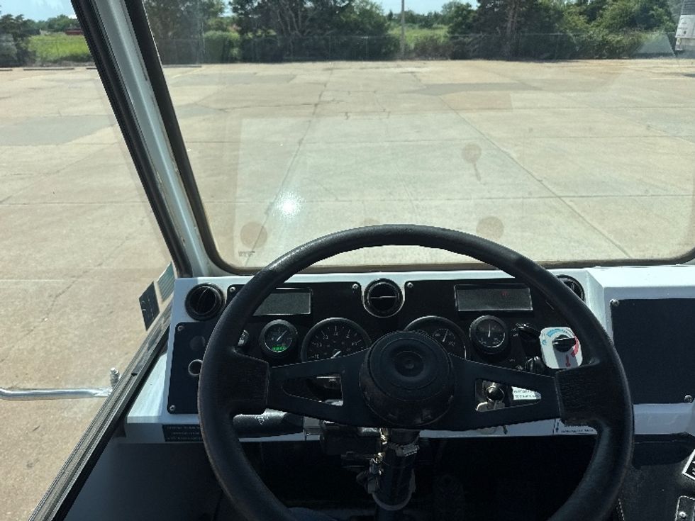 Yard Truck-Heavy Duty Tractors-Capacity Of Texas-2020-TJ5000-Enid-OK-2,320\n\t\tmiles-$ 64,500 - Image 11