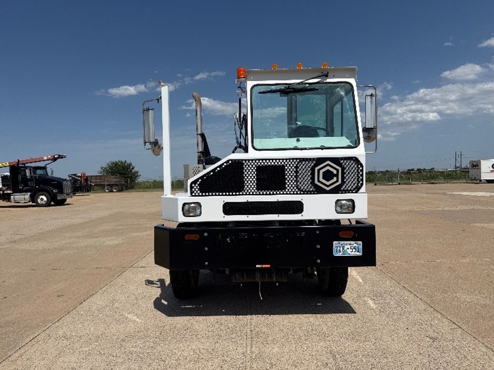Yard Truck-Heavy Duty Tractors-Capacity Of Texas-2020-TJ5000-Enid-OK-2,320\n\t\tmiles-$ 64,500 - Image 2