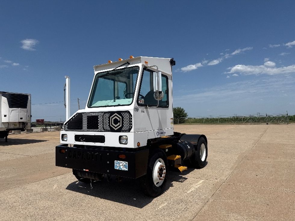 Yard Truck-Heavy Duty Tractors-Capacity Of Texas-2020-TJ5000-Enid-OK-2,320\n\t\tmiles-$ 64,500 - Image 3