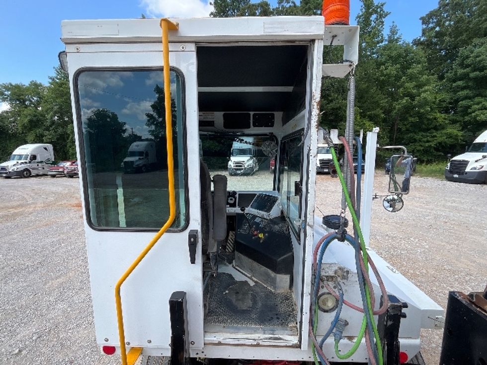 Yard Truck-Heavy Duty Tractors-Capacity Of Texas-2020-TJ5000-Houston-MS-53,867\n\t\tmiles-$ 82,250 - Image 9