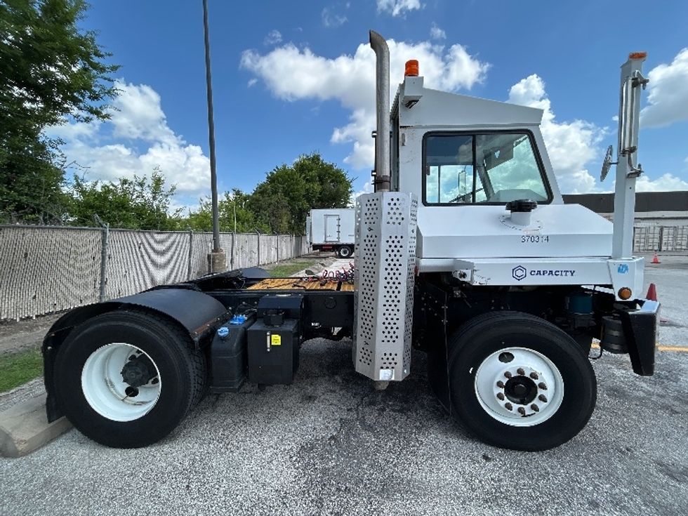 Yard Truck-Heavy Duty Tractors-Capacity Of Texas-2020-TJ5000-Katy-TX-13,796\n\t\tmiles-$ 62,750 - Image 8