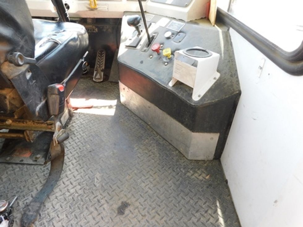 Yard Truck-Heavy Duty Tractors-Capacity Of Texas-2020-TJ5000-Sanford-NC-18,467\n\t\tmiles-$ 66,750 - Image 14