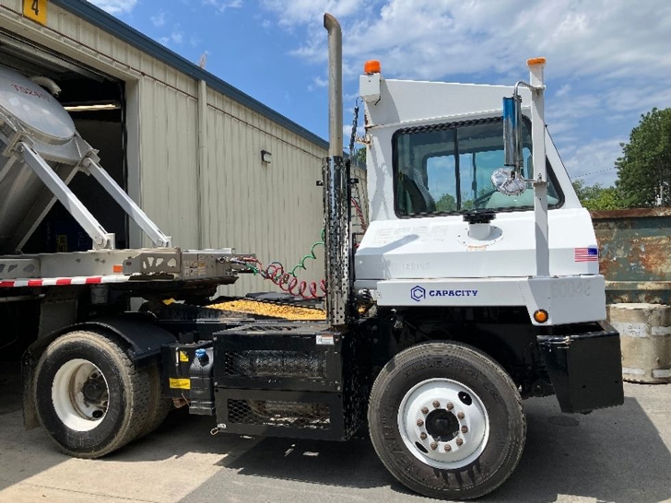 Yard Truck-Heavy Duty Tractors-Capacity Of Texas-2020-TJ5000-Sanford-NC-19,686\n\t\tmiles-$ 60,750 - Image 3