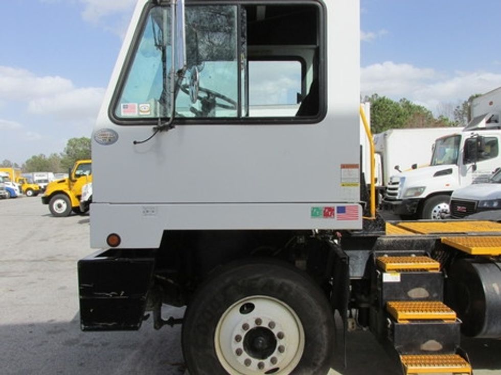 Yard Truck-Heavy Duty Tractors-Capacity Of Texas-2020-TJ5000-West Columbia-SC-24,303\n\t\tmiles-$ 66,750 - Image 5