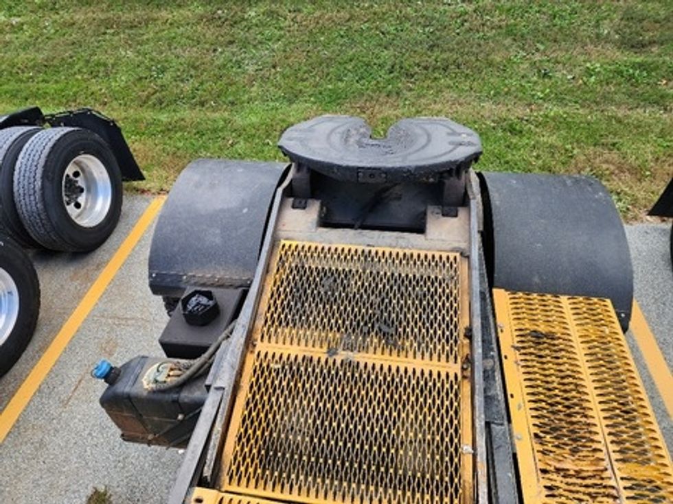 Yard Truck-Heavy Duty Tractors-Capacity Of Texas-2021-TJ5000-Greensboro-NC-0\n\t\tmiles-$ 80,000 - Image 9