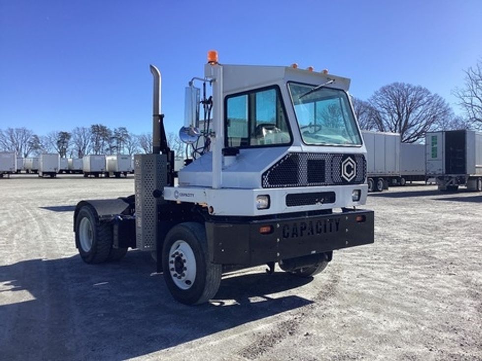 Yard Truck-Heavy Duty Tractors-Capacity Of Texas-2021-TJ5000-Greensboro-NC-46,785\n\t\tmiles-$ 79,250 - Image 4