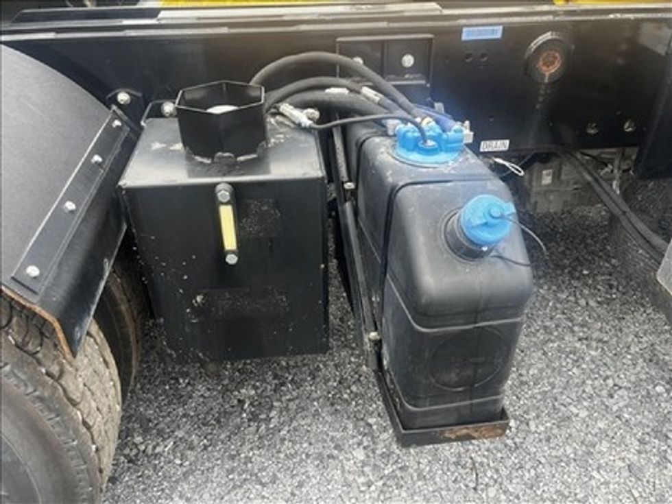 Yard Truck-Heavy Duty Tractors-Capacity Of Texas-2021-TJ5000-Resaca-GA-12,564\n\t\tmiles-$ 83,000 - Image 16