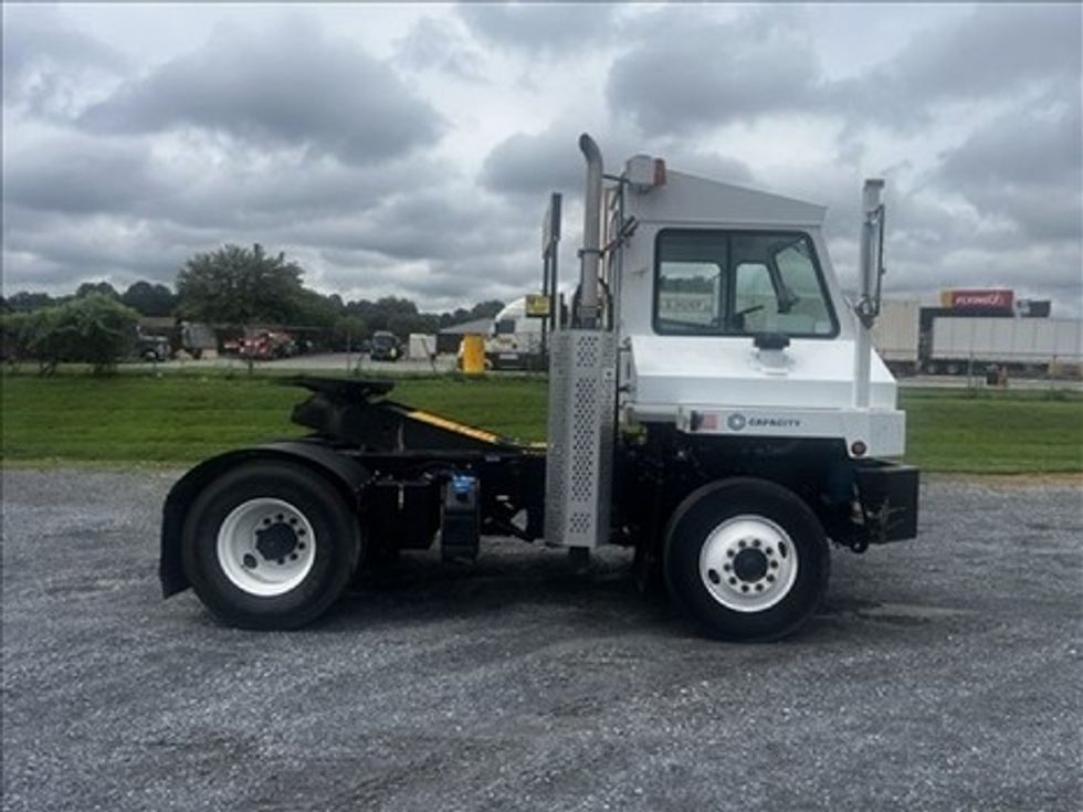 Yard Truck-Heavy Duty Tractors-Capacity Of Texas-2021-TJ5000-Resaca-GA-12,564\n\t\tmiles-$ 83,000 - Image 8