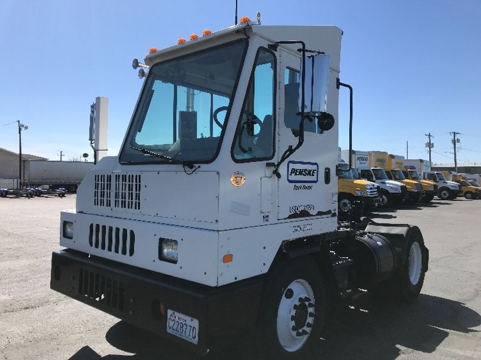 Yard Truck-Heavy Duty Tractors-Ottawa-2015-YT30-Spokane Valley-WA-203,100\n\t\tmiles-$ 36,500 - Image 3