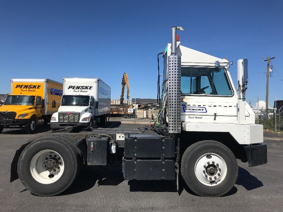 Yard Truck-Heavy Duty Tractors-Ottawa-2015-YT30-Spokane Valley-WA-203,100\n\t\tmiles-$ 36,500 - Image 8