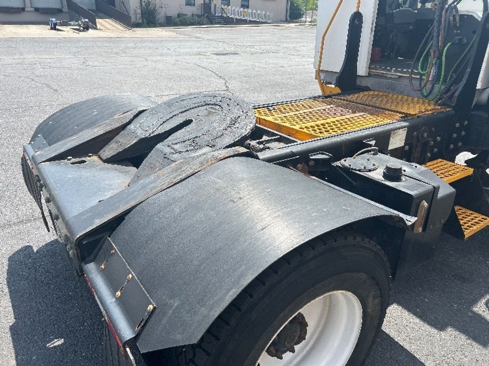 Yard Truck-Heavy Duty Tractors-Ottawa-2016-T2-Nashville (Mount Juliet)-TN-37,636\n\t\tmiles-$ 42,000 - Image 18