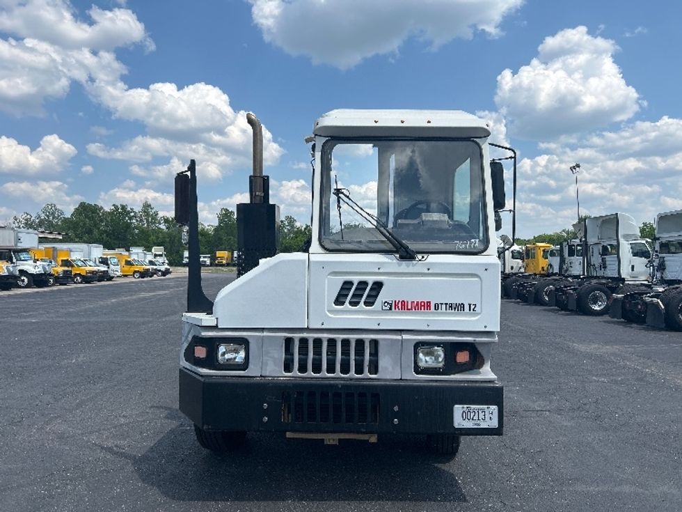 Yard Truck-Heavy Duty Tractors-Ottawa-2016-T2-Nashville (Mount Juliet)-TN-37,636\n\t\tmiles-$ 42,000 - Image 2