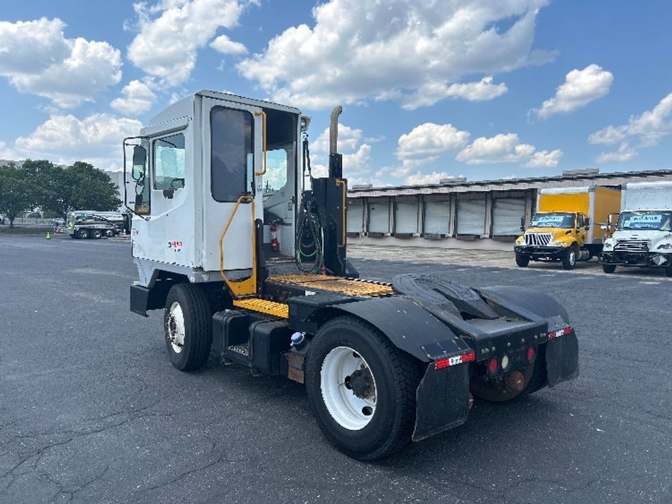Yard Truck-Heavy Duty Tractors-Ottawa-2016-T2-Nashville (Mount Juliet)-TN-37,636\n\t\tmiles-$ 42,000 - Image 5
