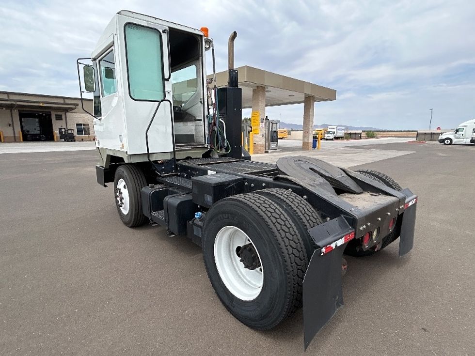 Yard Truck-Heavy Duty Tractors-Ottawa-2016-T2-Phoenix-AZ-32,244\n\t\tmiles-$ 49,250 - Image 5