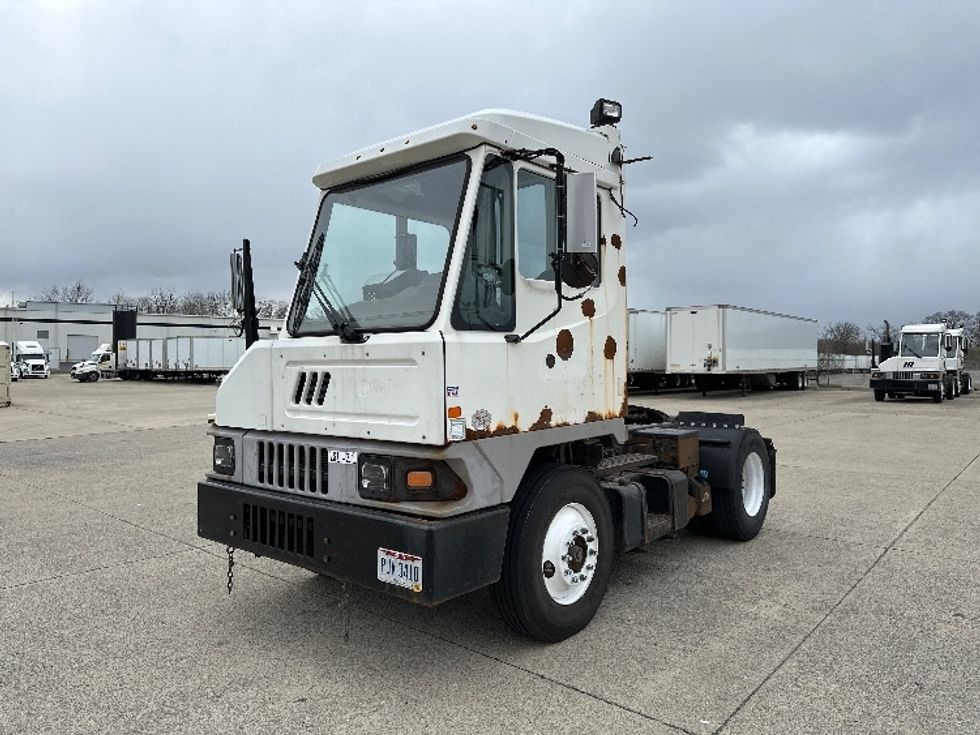 Yard Truck-Heavy Duty Tractors-Ottawa-2017-T2-East Liberty-OH-53,292\n\t\tmiles-$ 35,500 - Image 3