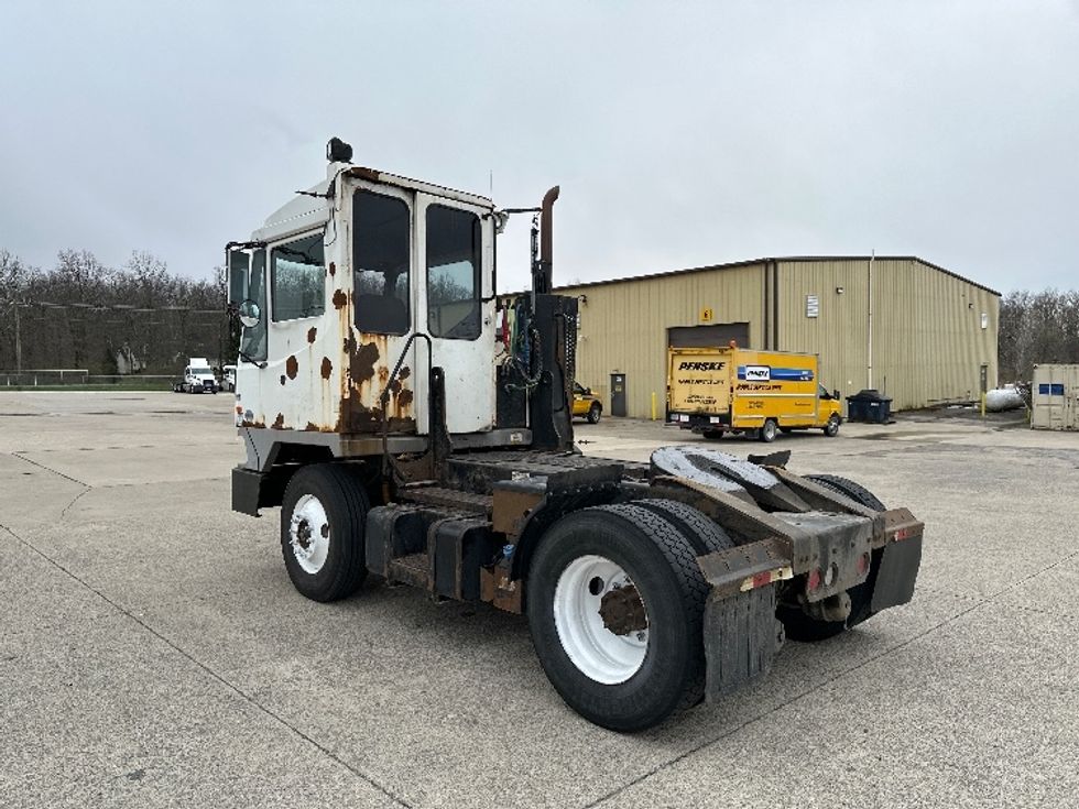 Yard Truck-Heavy Duty Tractors-Ottawa-2017-T2-East Liberty-OH-53,292\n\t\tmiles-$ 35,500 - Image 5