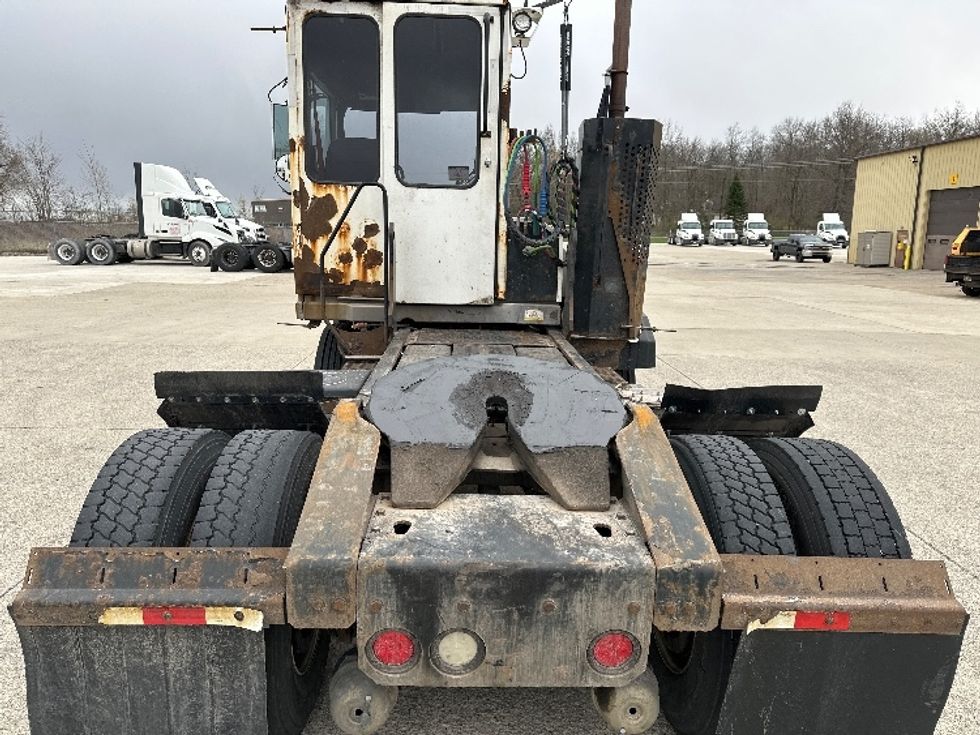 Yard Truck-Heavy Duty Tractors-Ottawa-2017-T2-East Liberty-OH-53,292\n\t\tmiles-$ 35,500 - Image 6