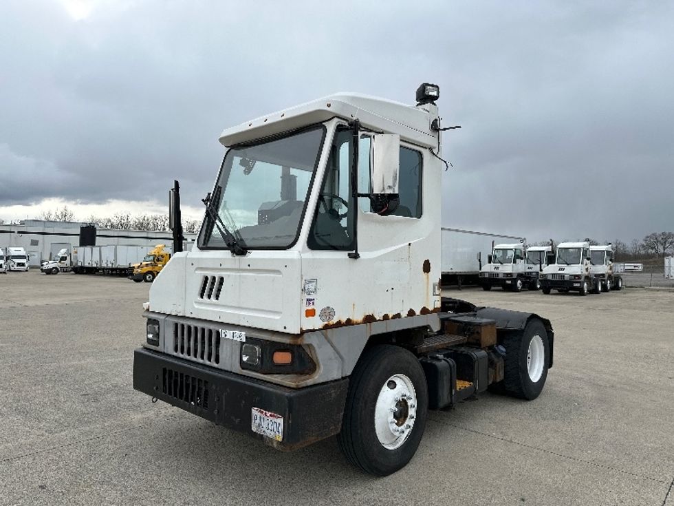 Yard Truck-Heavy Duty Tractors-Ottawa-2017-T2-East Liberty-OH-80,957\n\t\tmiles-$ 35,500 - Image 3